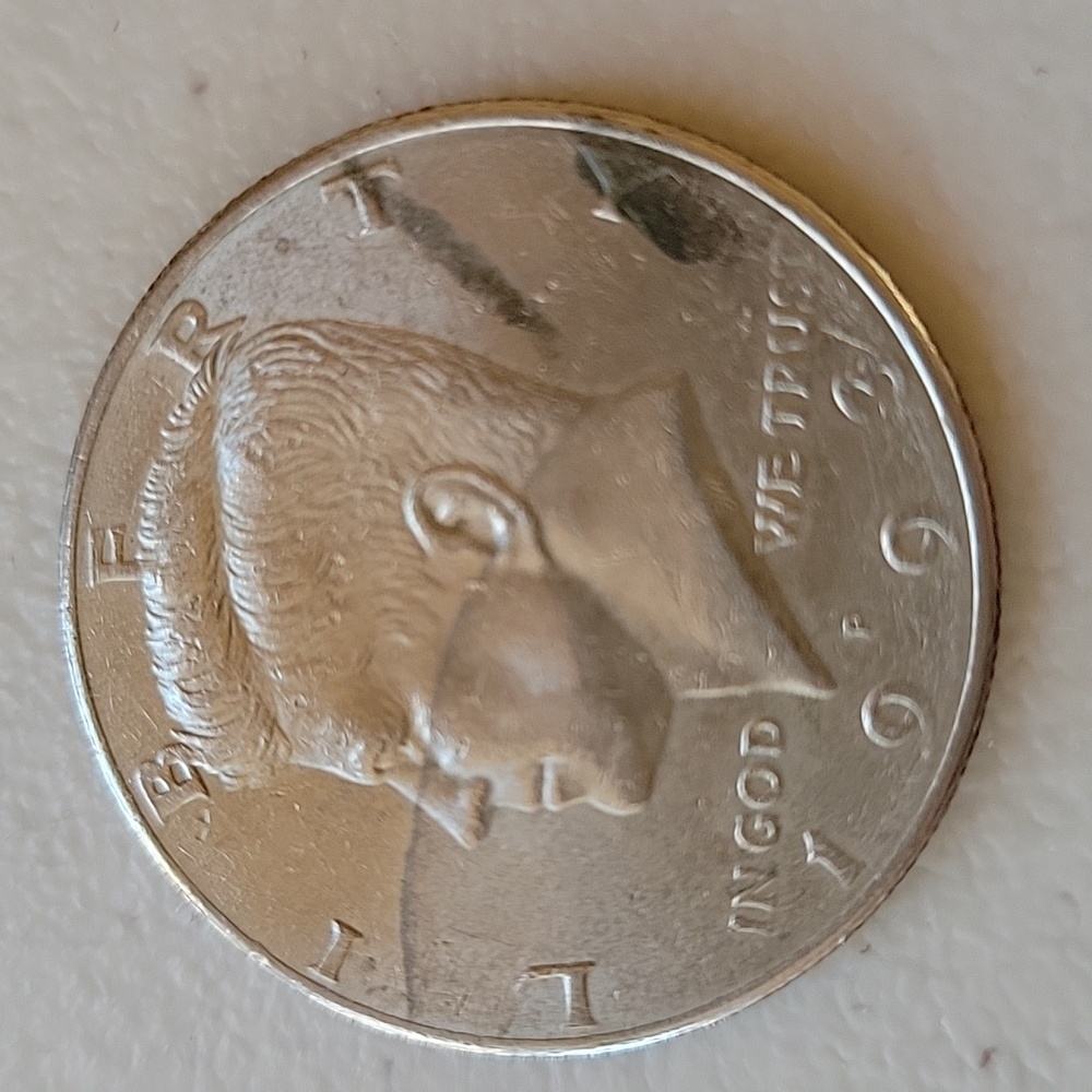 Die-Break Error 1993P Kennedy Half Dollar Coin